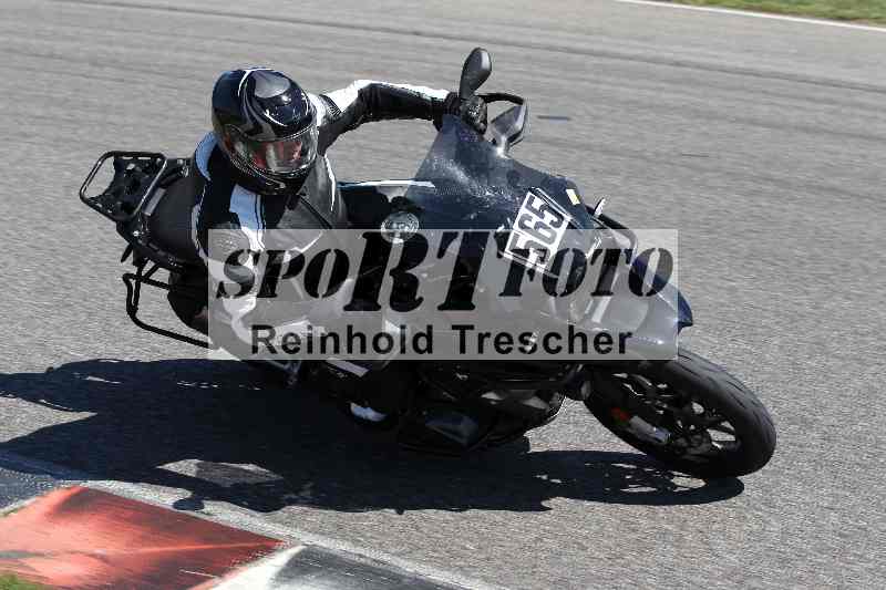 /43 08.08.2025 Discover the Bike ADR/Bike 2 gelb/565